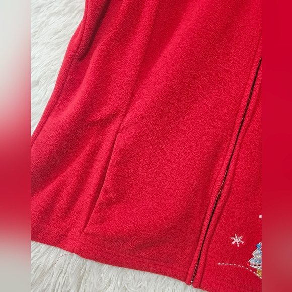 Holiday Editions Womens Red Zip Up Vest with Christmas Tree Embroidery Size M - Picture 8 of 11